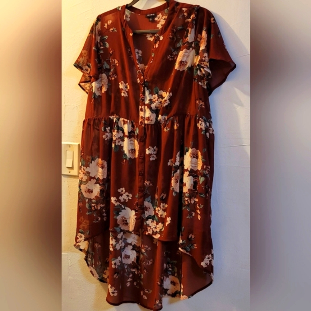 Torrid floral high low tunic Sz 2
